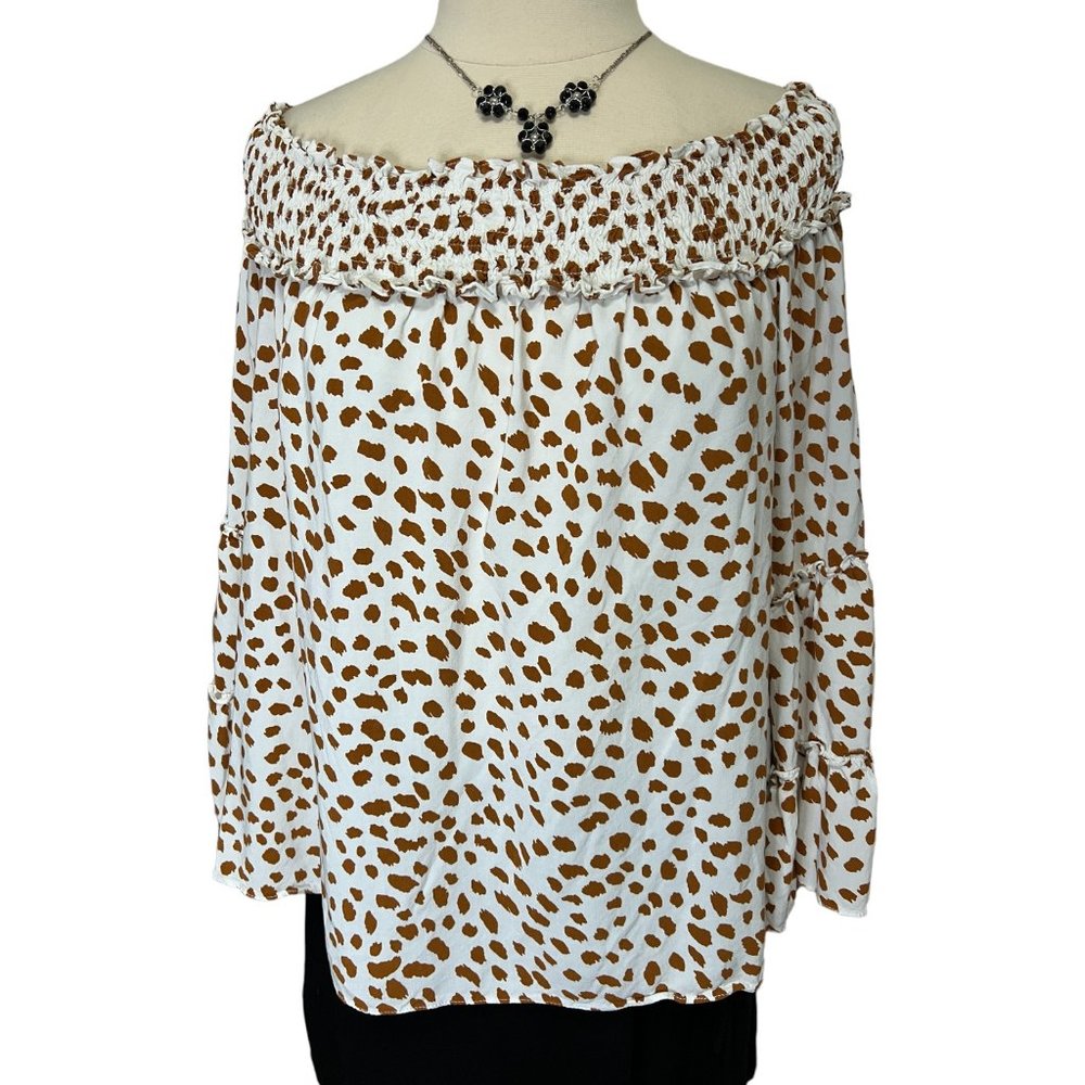 Off-the-shoulder spotted animal print top